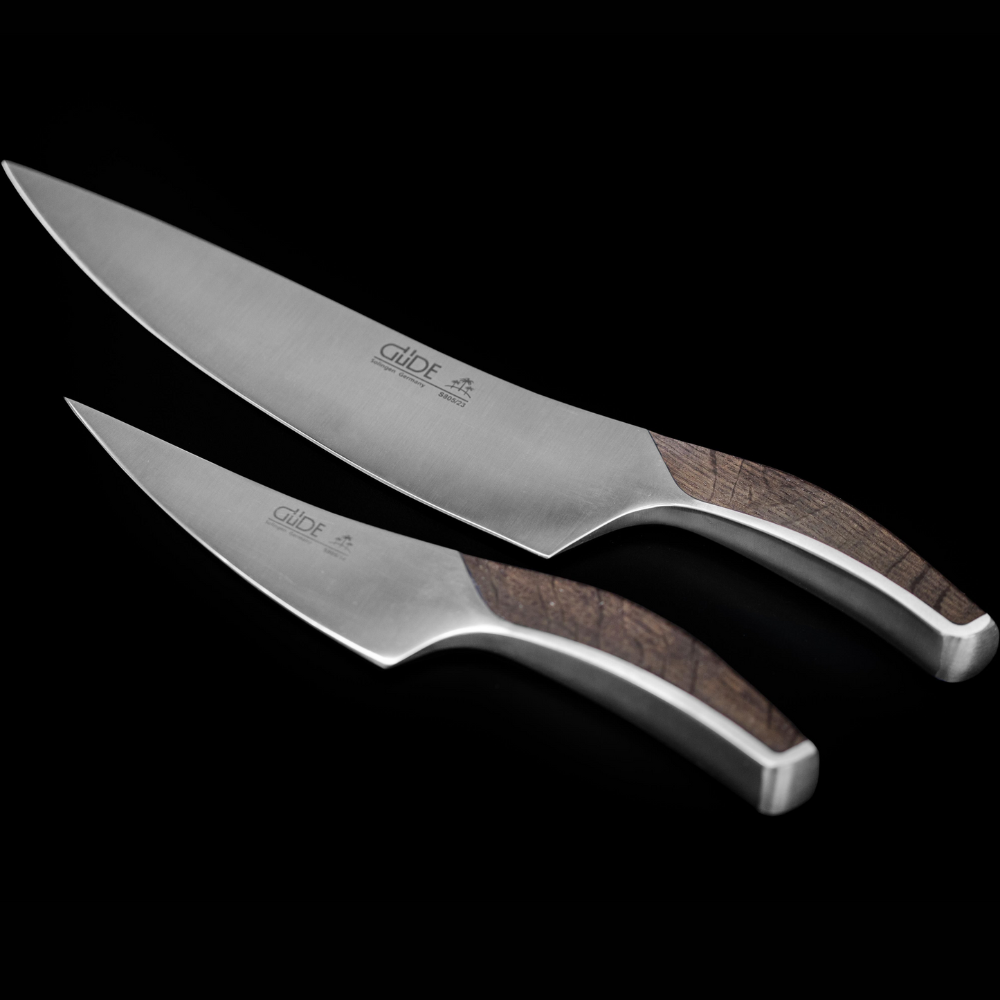 Gude Synchros Series Forged Chef's Knife 9", Flamed Oakwood Handle - GuedeUSA