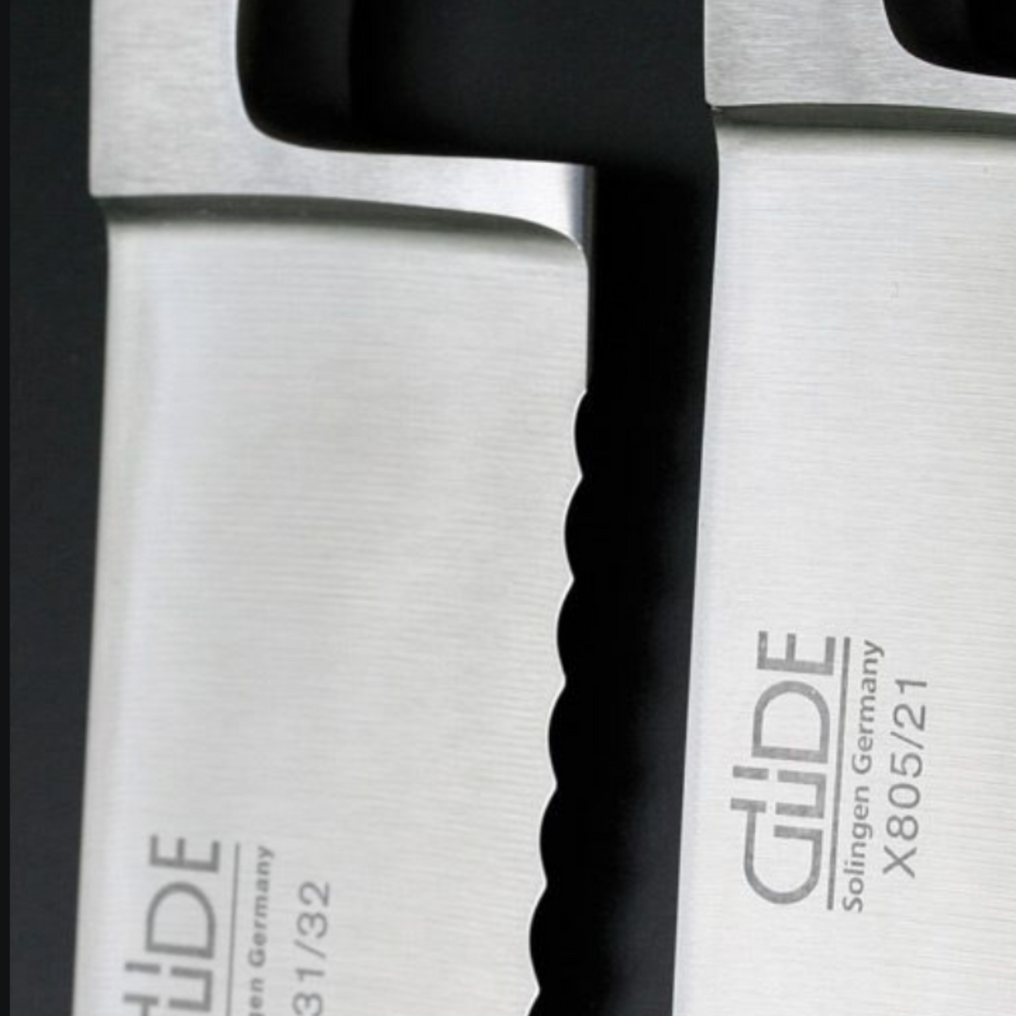 Gude Alpha Birne Series Forged Double Bolster Bread Knife 8", Pearwood Handle and Serrated Blade - GuedeUSA