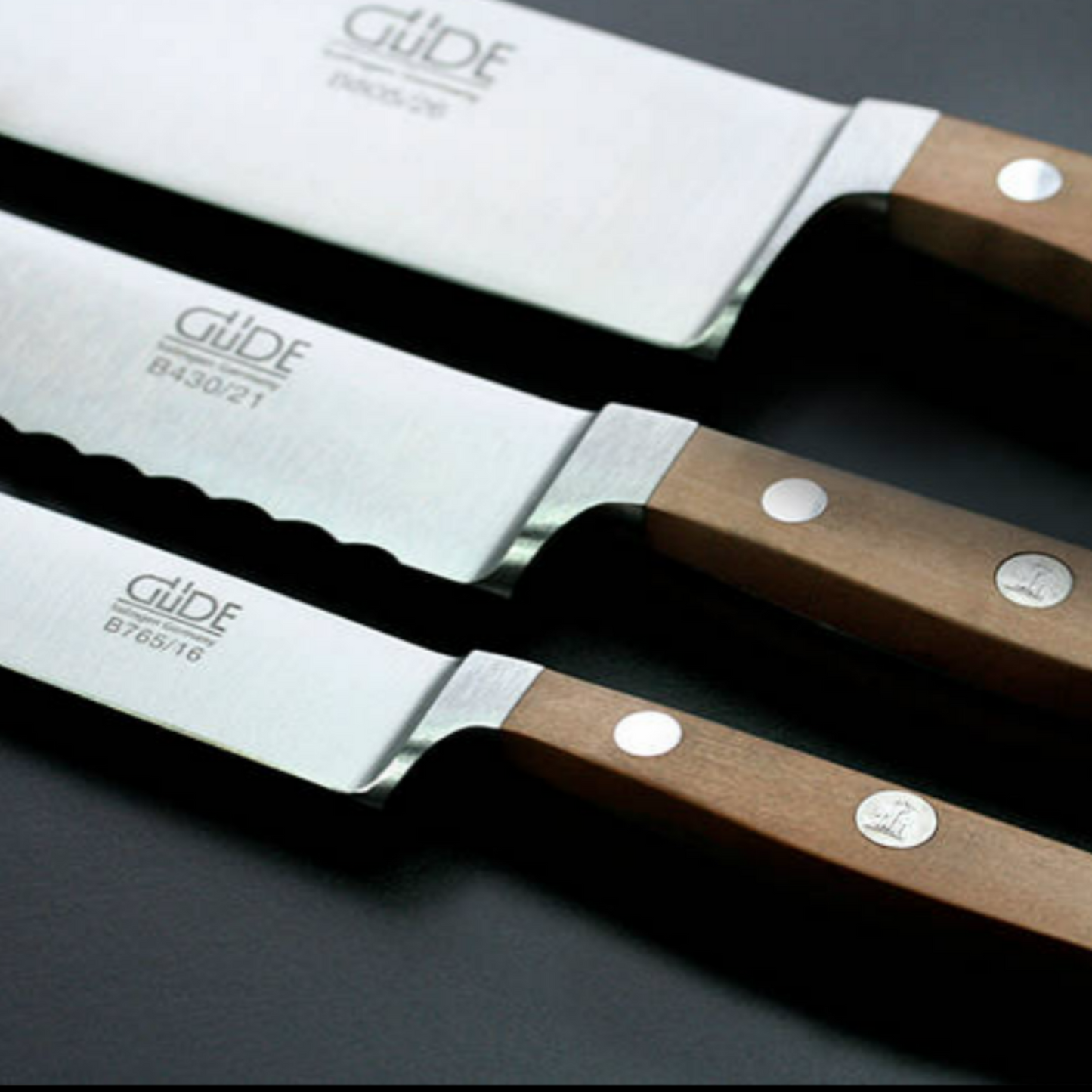 Gude Alpha Birne Series Forged Double Bolster Bread Knife 8", Pearwood Handle and Serrated Blade - GuedeUSA