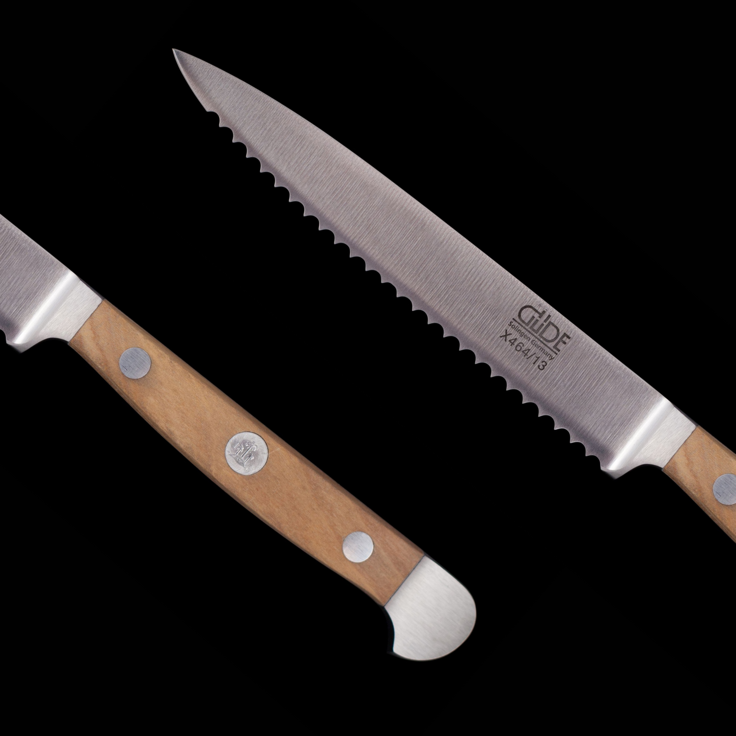 Gude Alpha Olive Series Forged Double Bolster Tomato Knife 5", Olivewood Handle and Serrated Blade - GuedeUSA