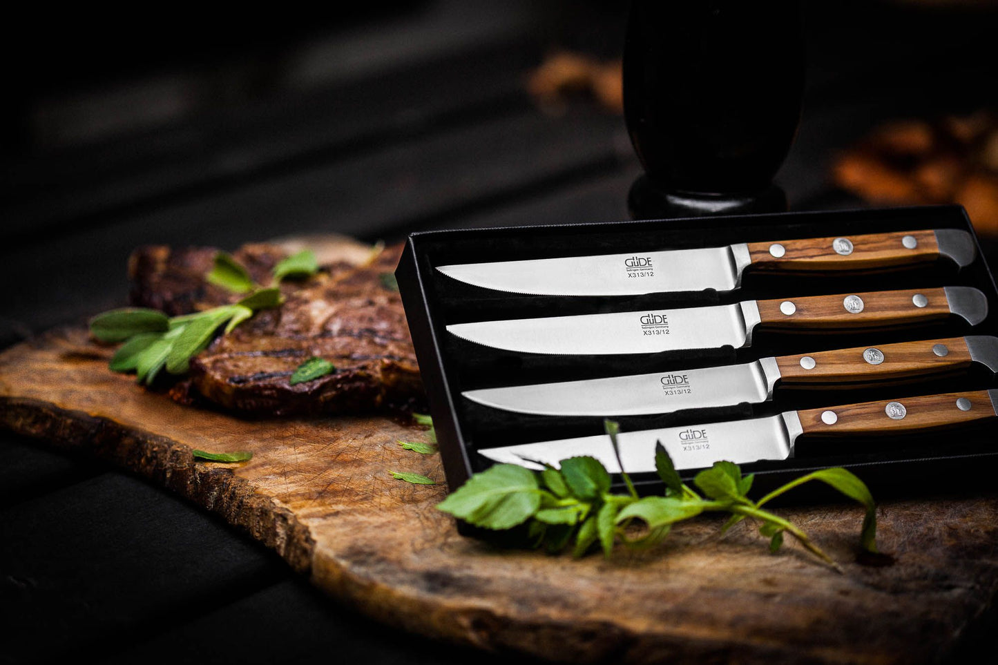 Gude Alpha Olive Series 4pc Steak Knife Set, Olivewood Handle and Serrated Blade - GuedeUSA