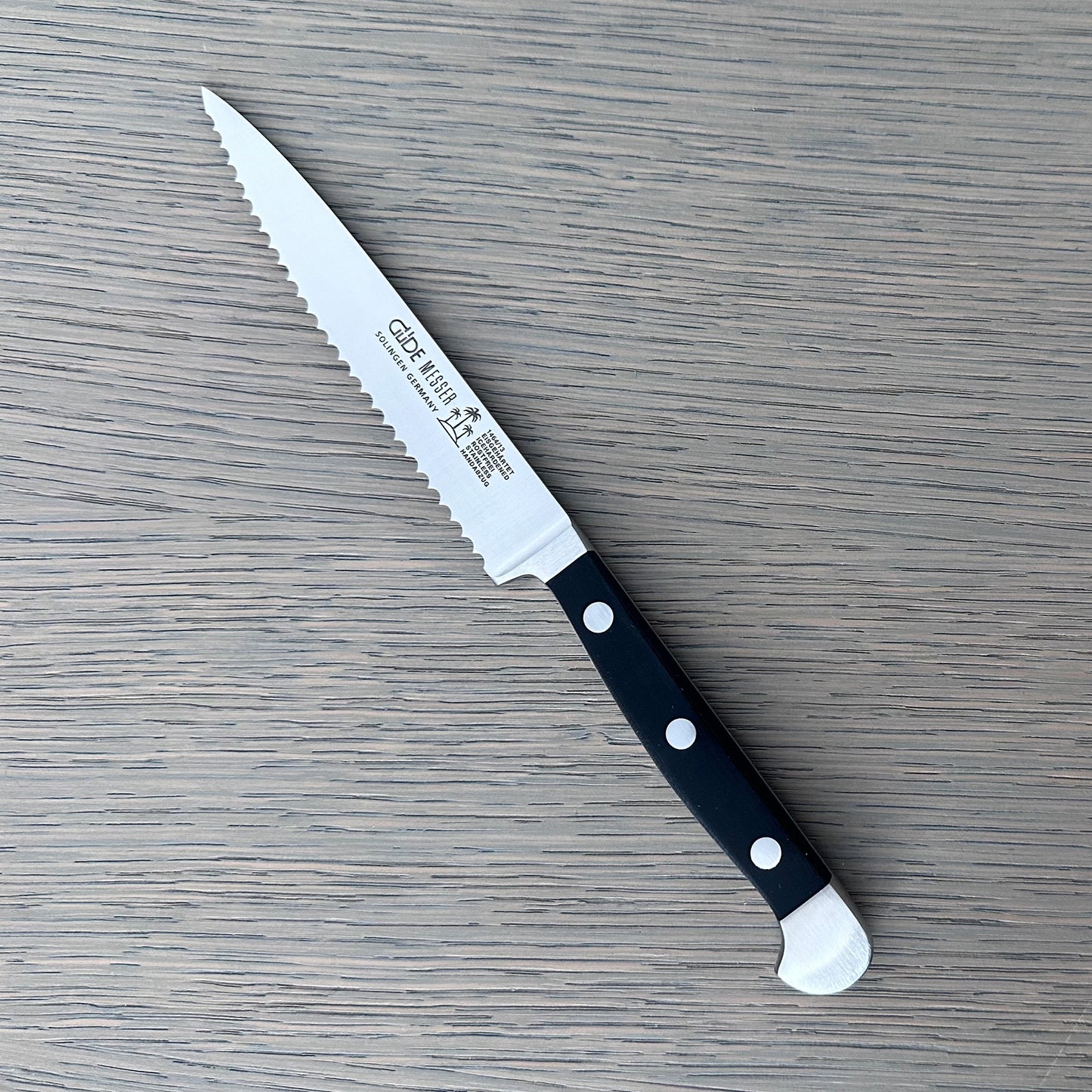 Gude Alpha Series Forged Double Bolster Serrated Tomato Knife 5-in, Black Hostaform Handle – Gude Shop USA