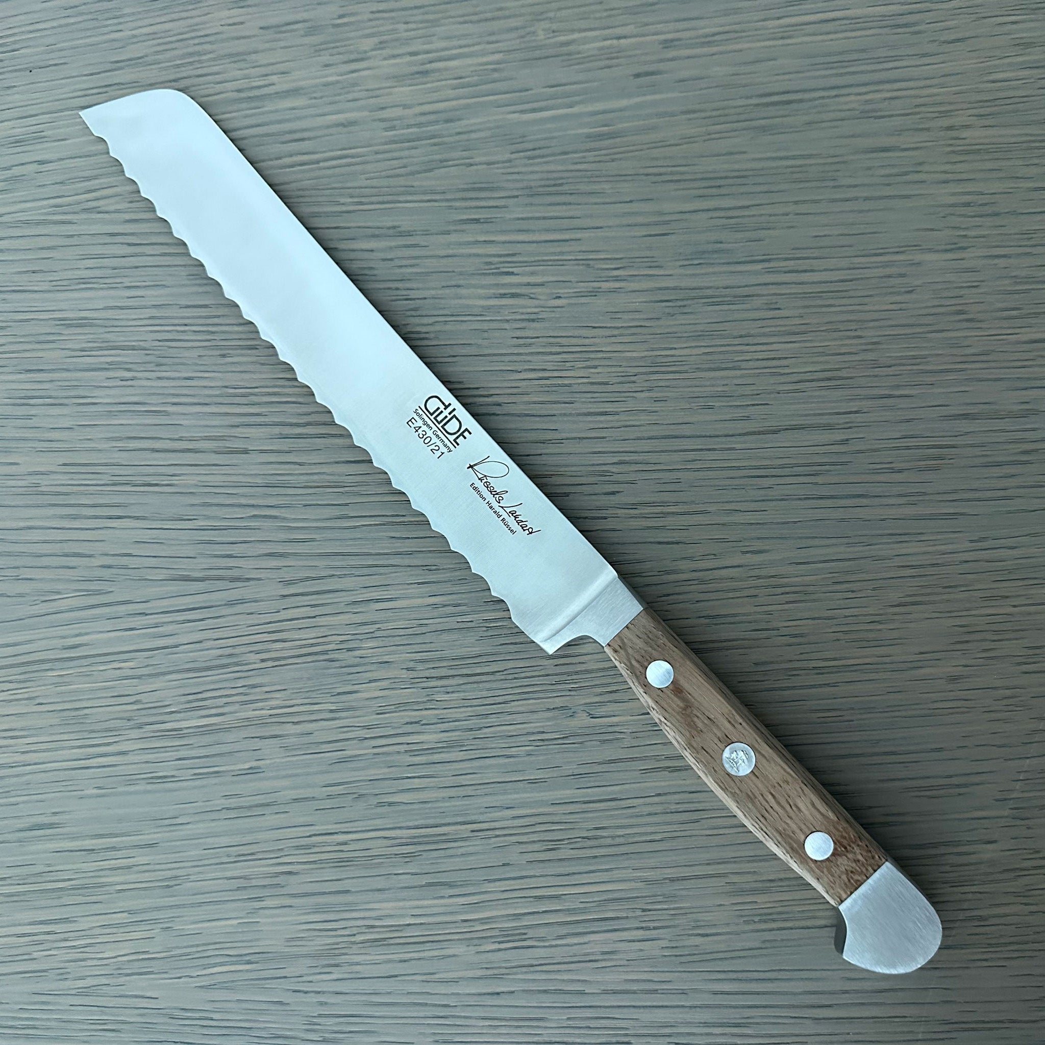 Güde Alpha Barrel Oak Bread Knife 8" – Gude Shop USA