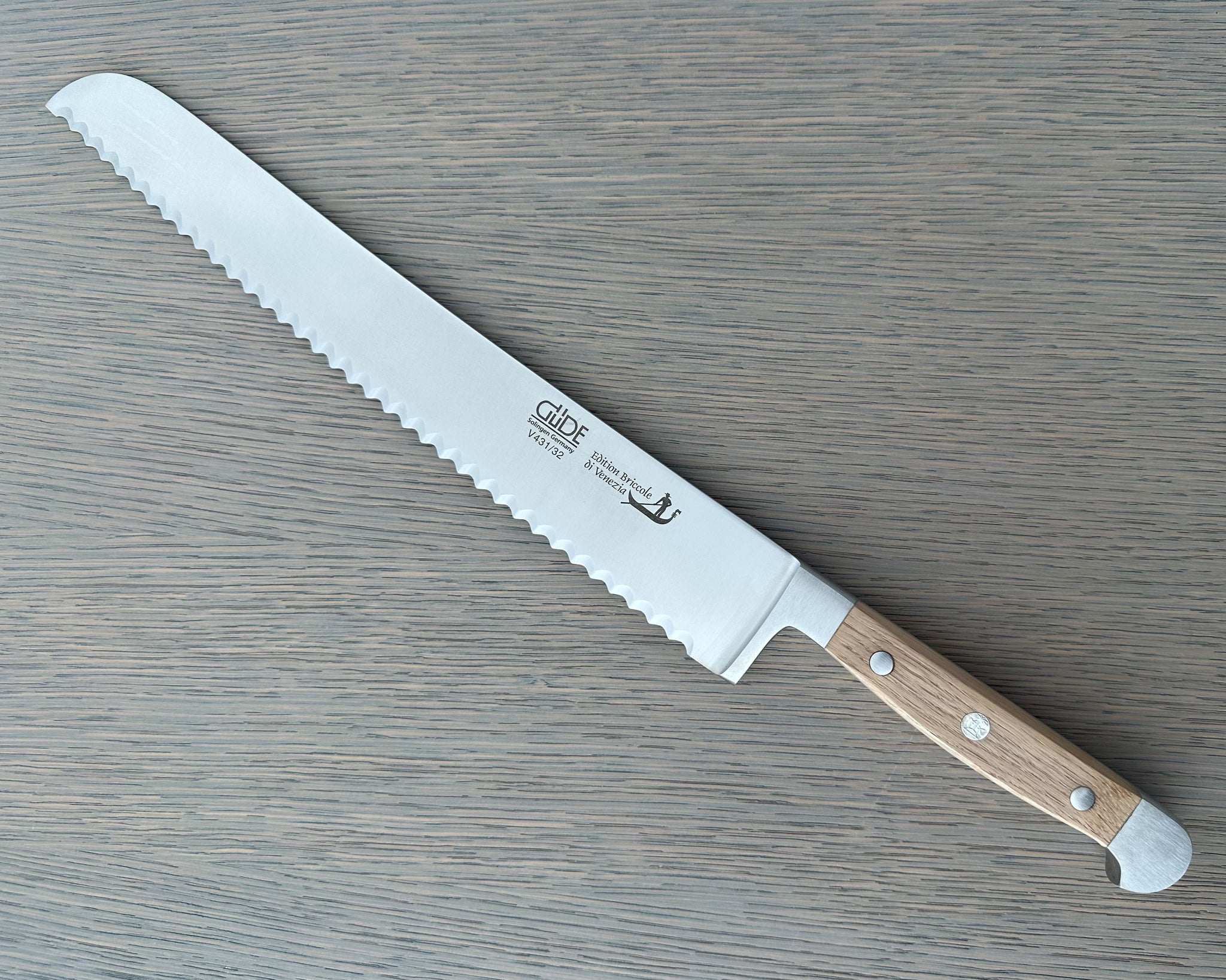 Güde Alpha Briccole Di Venezia Bread Knife 12" | Hand-Forged German Serrated Knife for Right & Left-Handed Use - Gude Shop USA