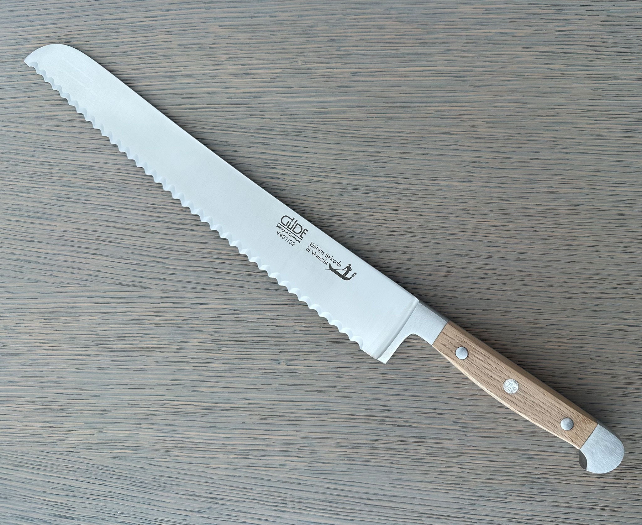 Güde Alpha Briccole Di Venezia Bread Knife 12" | Hand-Forged German Serrated Knife for Right & Left-Handed Use - Gude Shop USA
