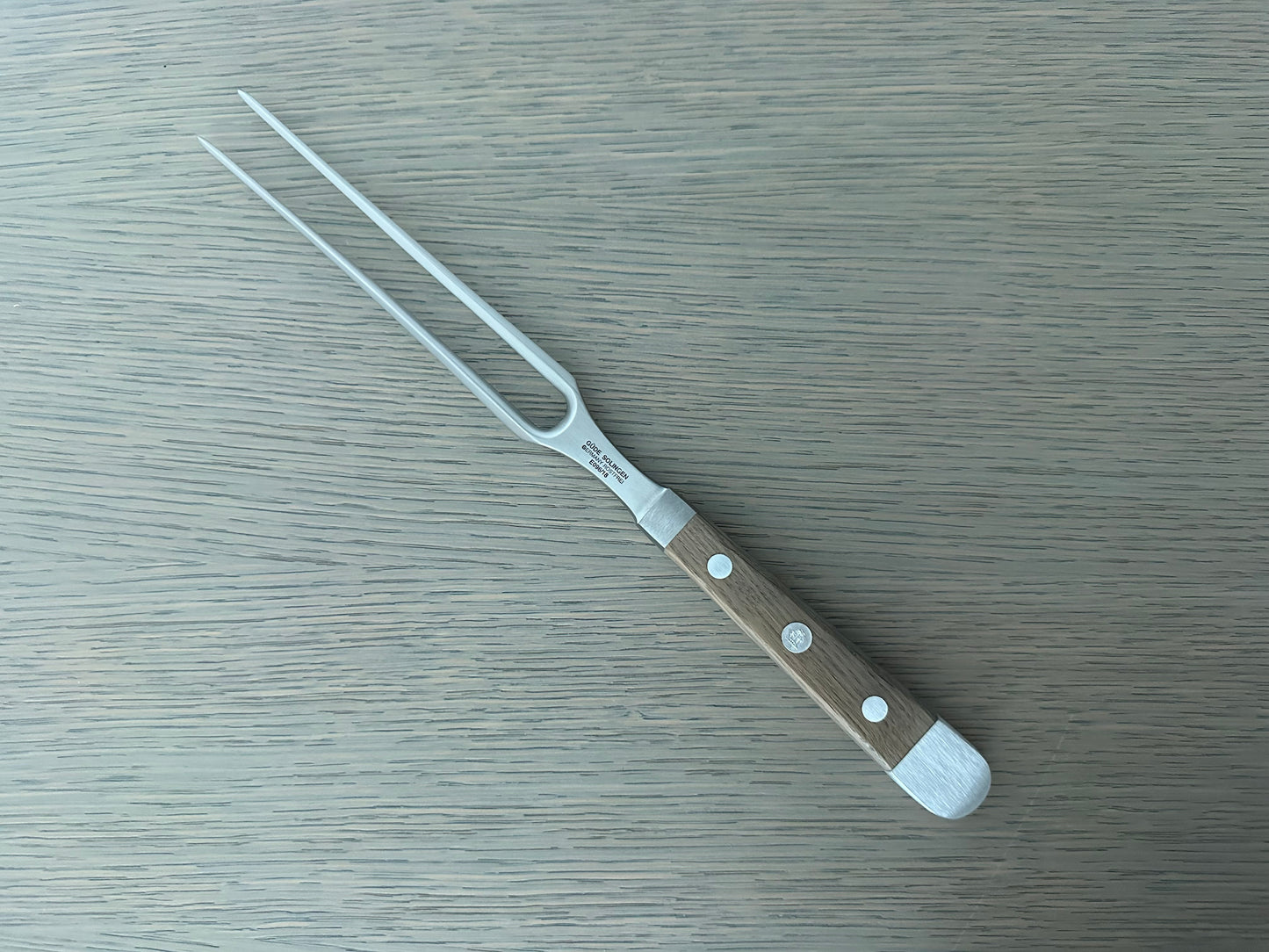 Gude Alpha Barrel Oak Straight Carving Fork