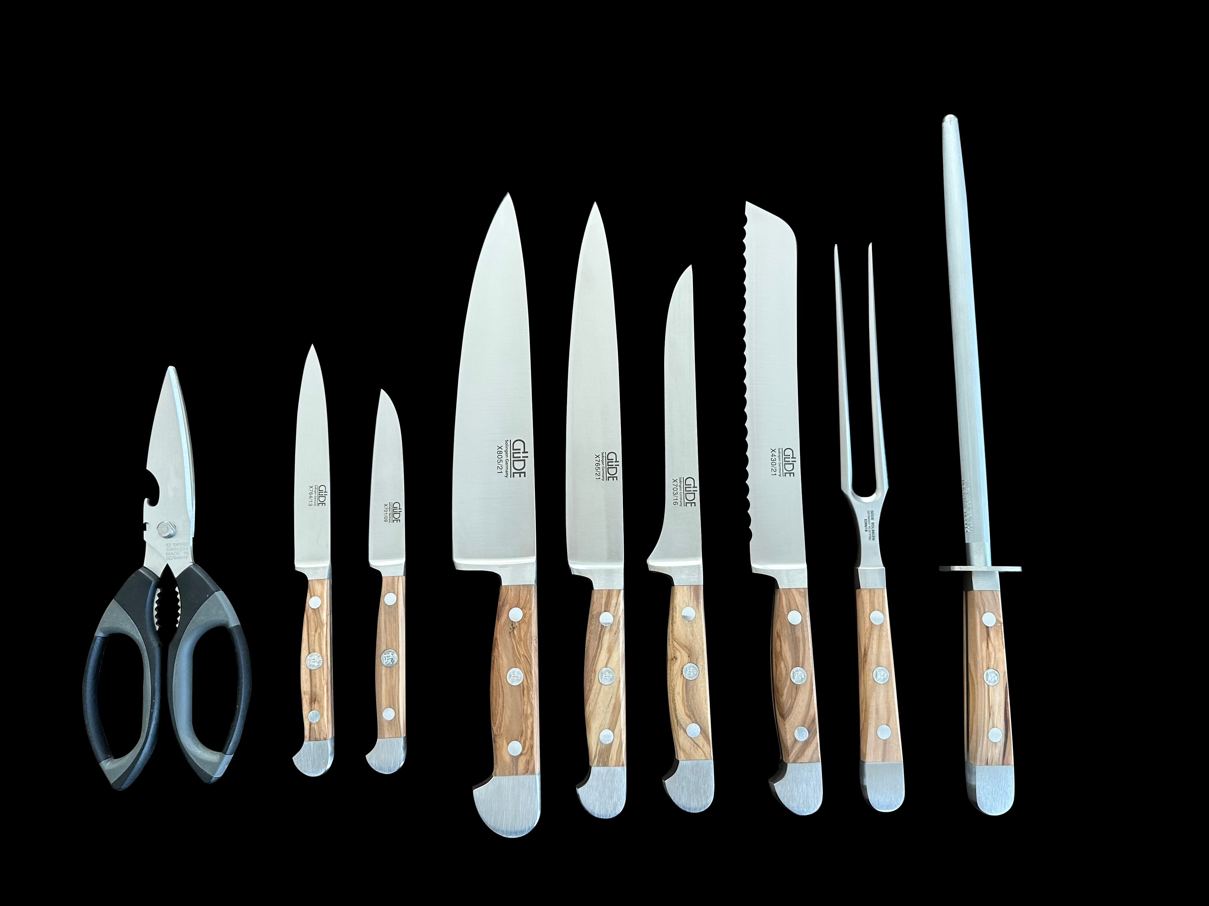 Güde Alpha Olive Series 10-Piece Knife Block Set supplied with a beechwood block