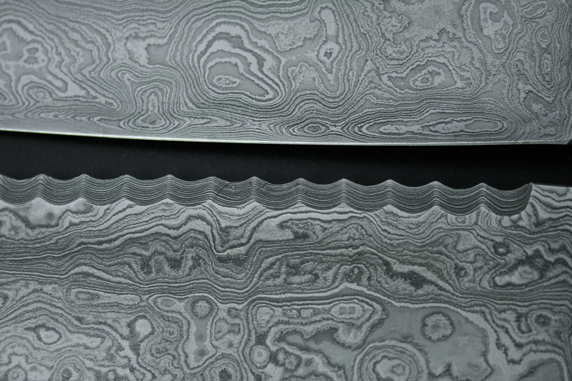 Güde Franz Güde Series 12.5-inch Damascus steel bread knife, hand-forged and hand-sharpened in Solingen, Germany