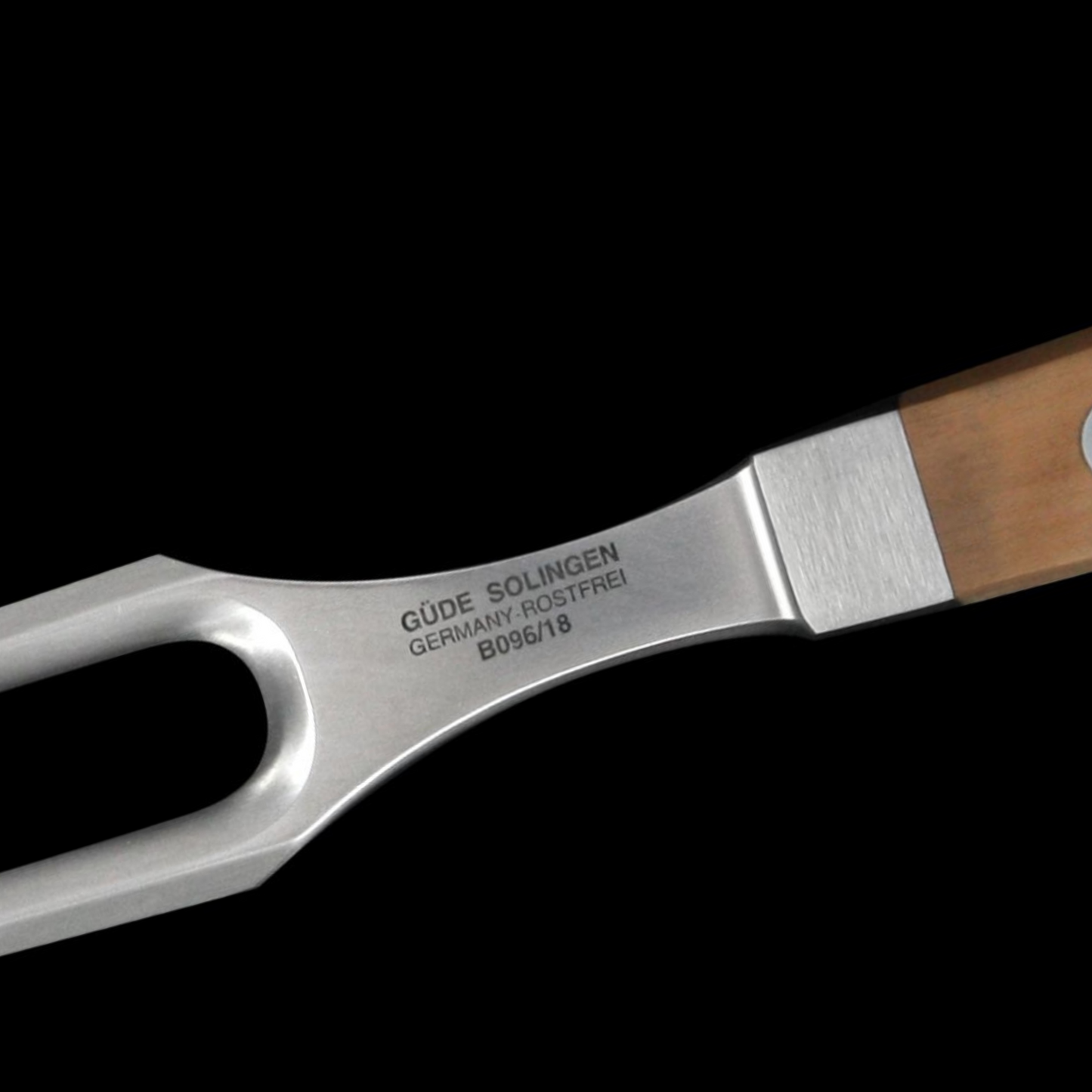 Gude Alpha Brine Series Forged Double Bolster Meat Fork 7", Pearwood Handle - GuedeUSA