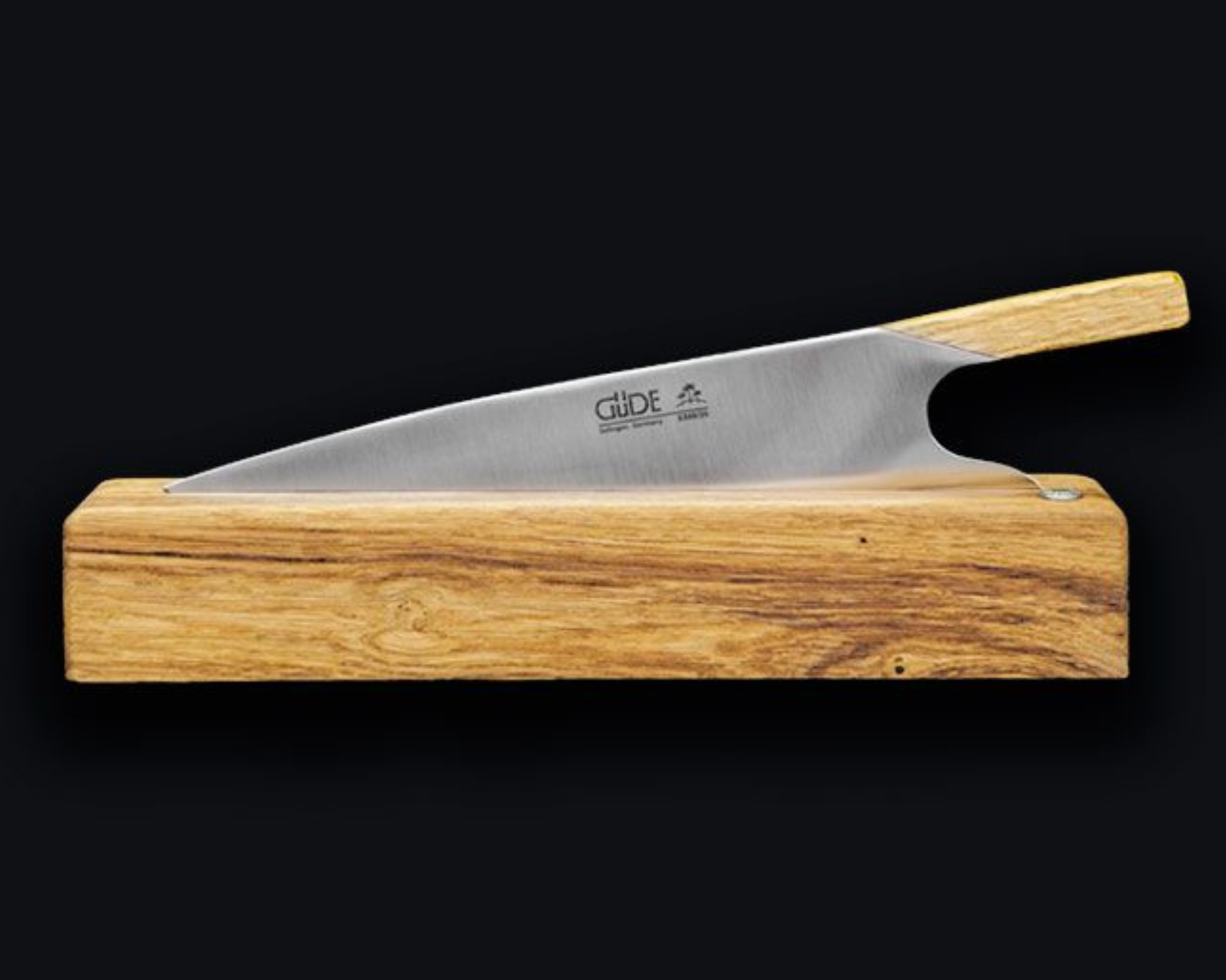 Güde oak wood stand made in Solingen, mostly by hand, for THE KNIFE