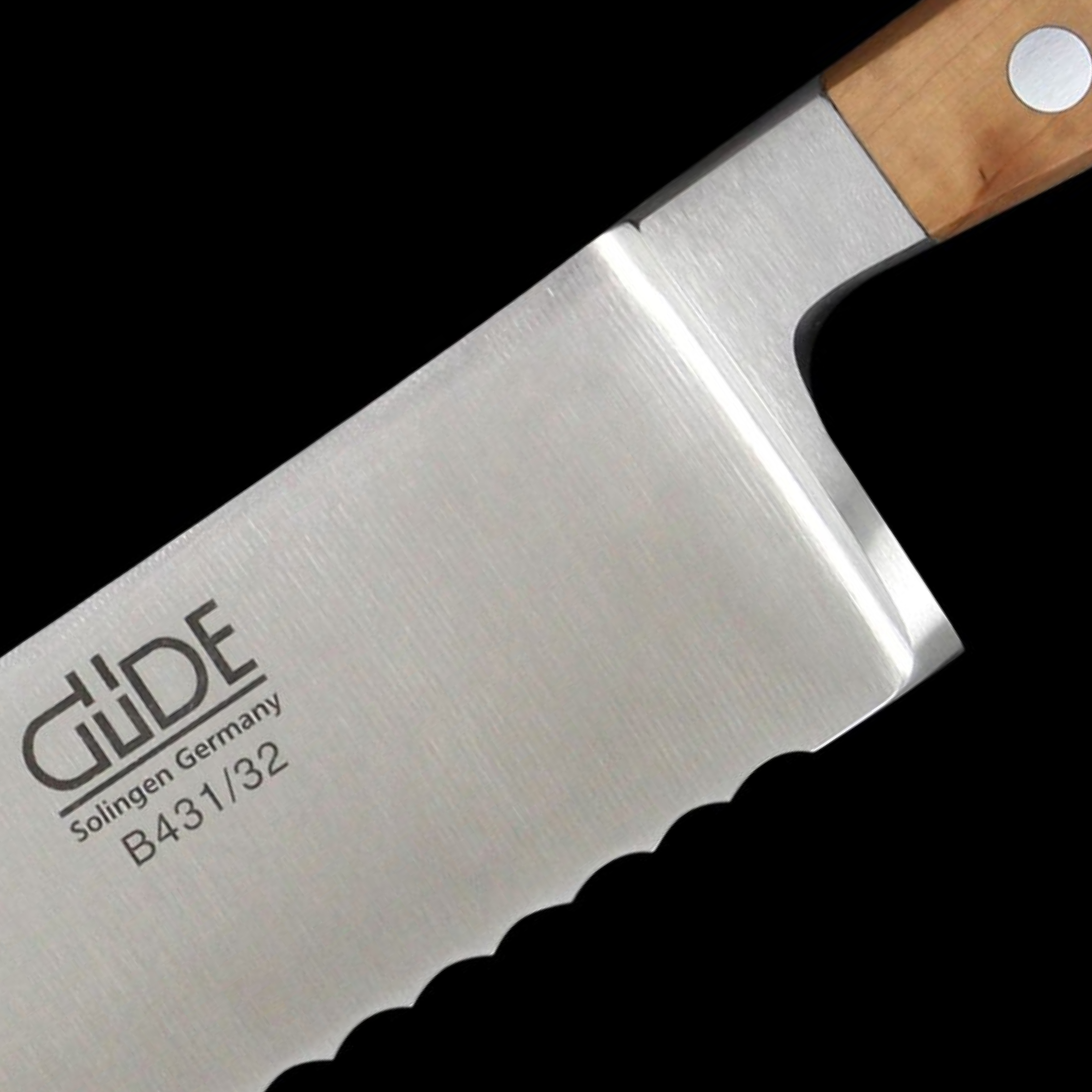 Gude Alpha Pear Series Forged Double Bolster Bread Knife 12", Pearwood Handle and Serrated Blade - GuedeUSA