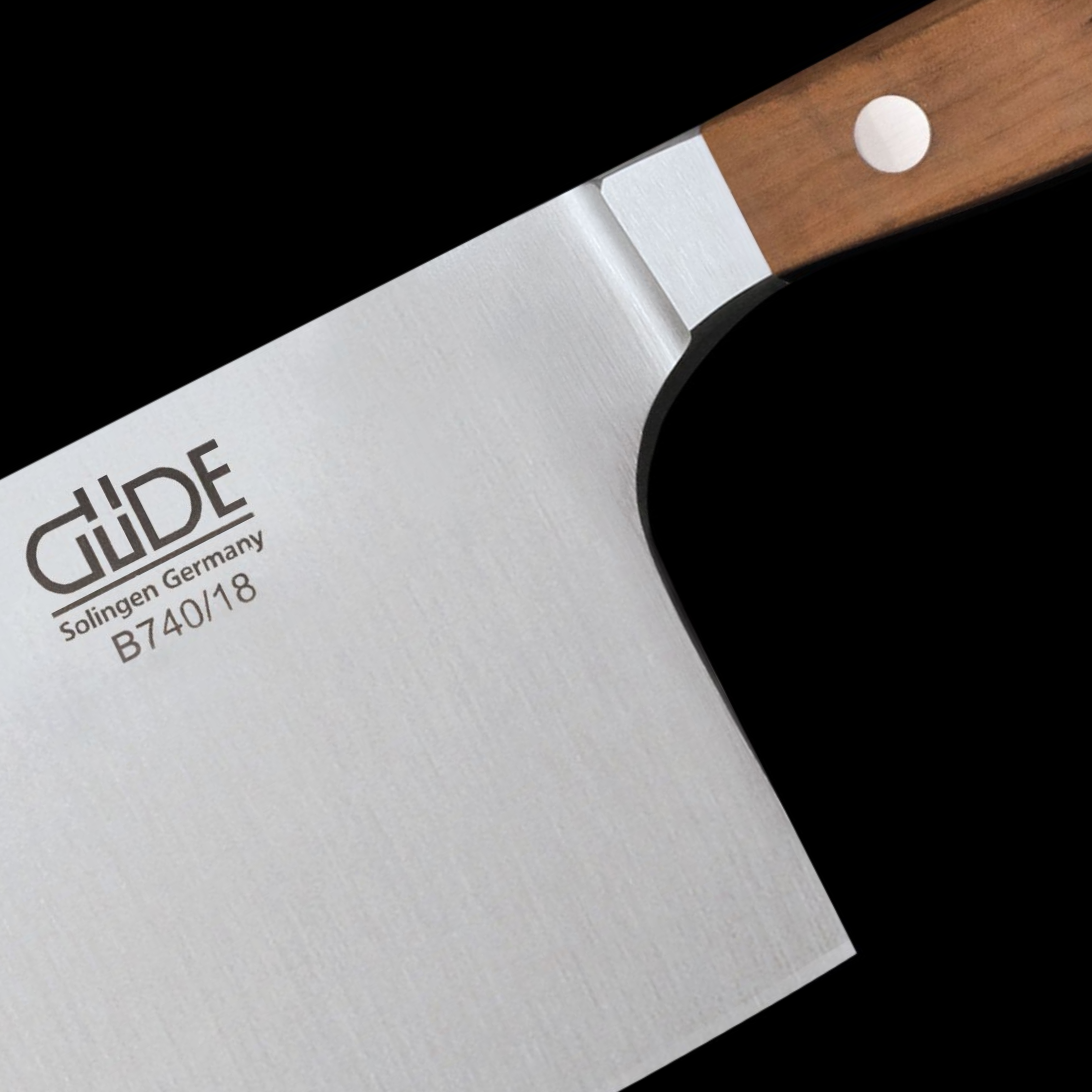 Gude Alpha Pear Series Forged Double Bolster Cleaver 7", Pearwood Handle, 14-oz - GuedeUSA