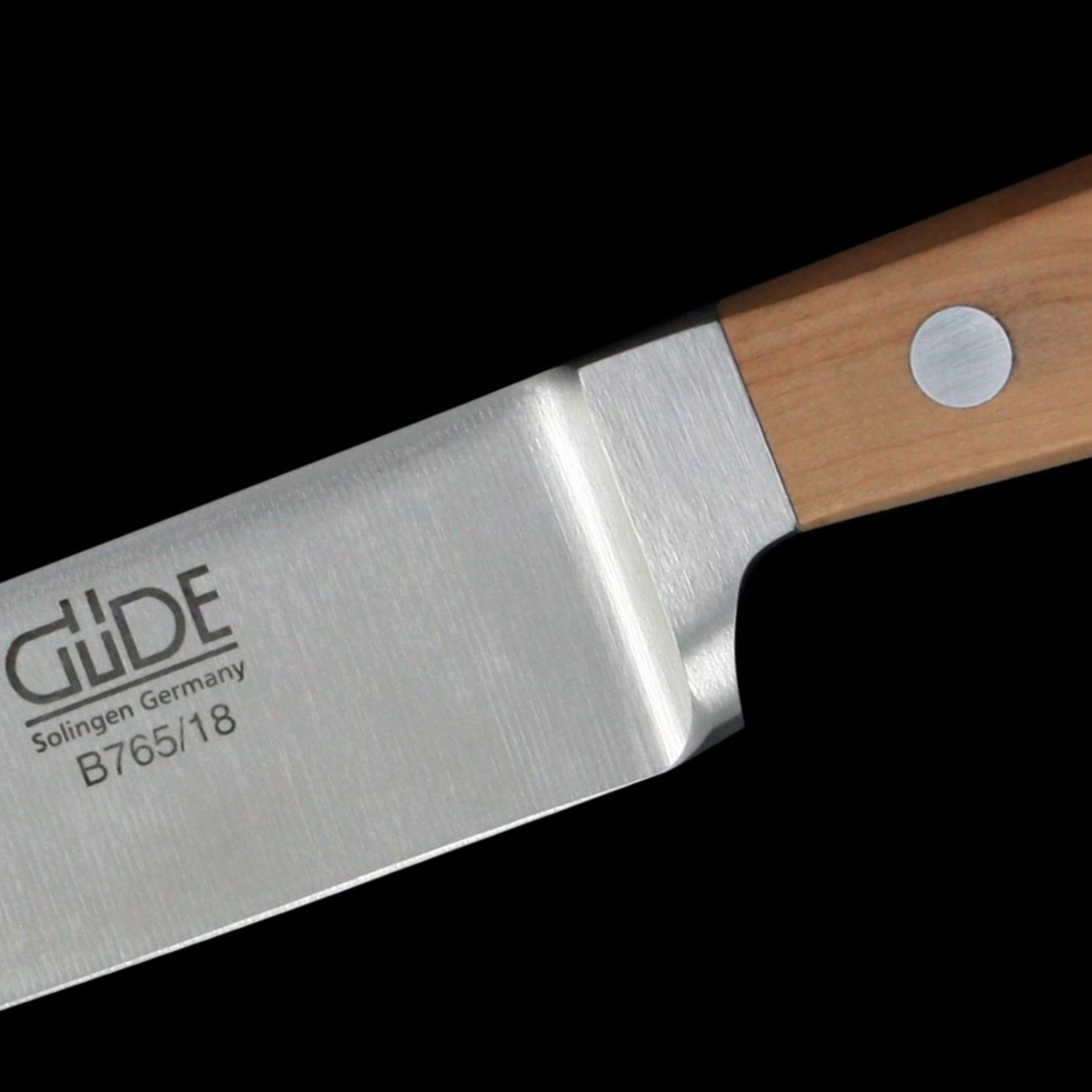 Gude Alpha Pear Series Forged Double Bolster Flexible Fillet Knife 7", Pearwood Handle - GuedeUSA