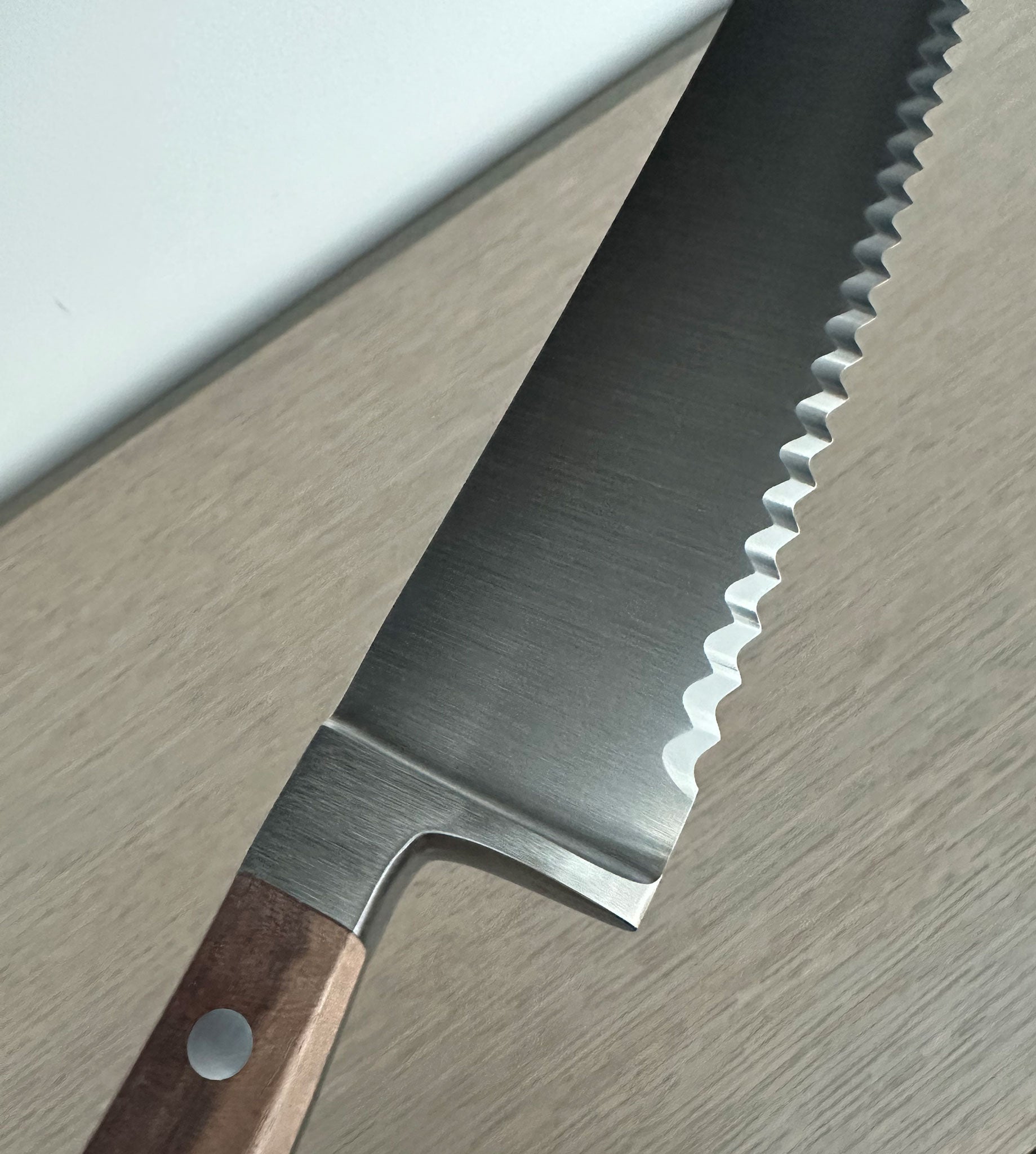 Güde Alpha Walnut Bread Knife 12" | Hand-Forged German Serrated Knife for Right & Left-Handed Use - Gude Shop USA