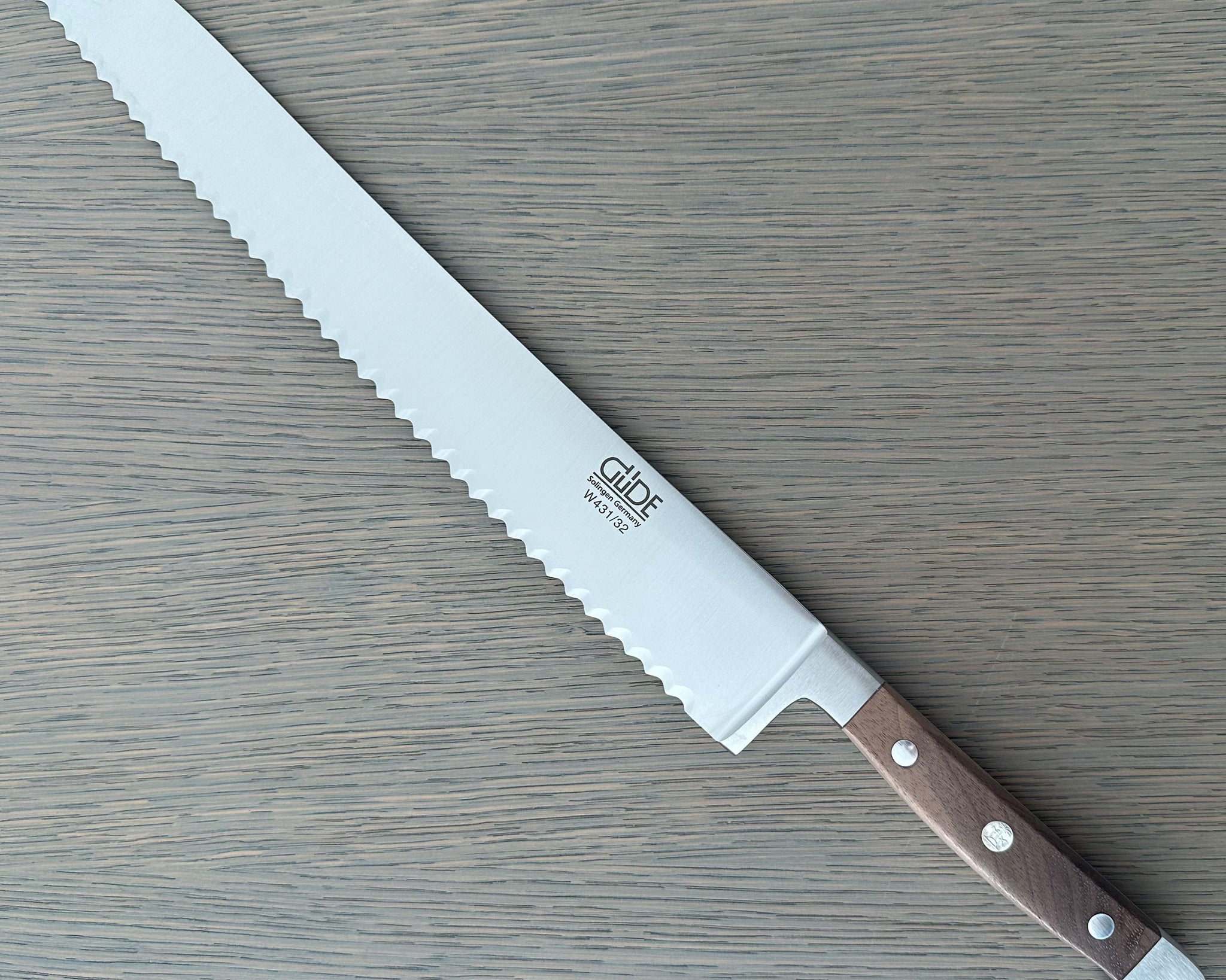 Güde Alpha Walnut Bread Knife 12" | Hand-Forged German Serrated Knife for Right & Left-Handed Use - Gude Shop USA