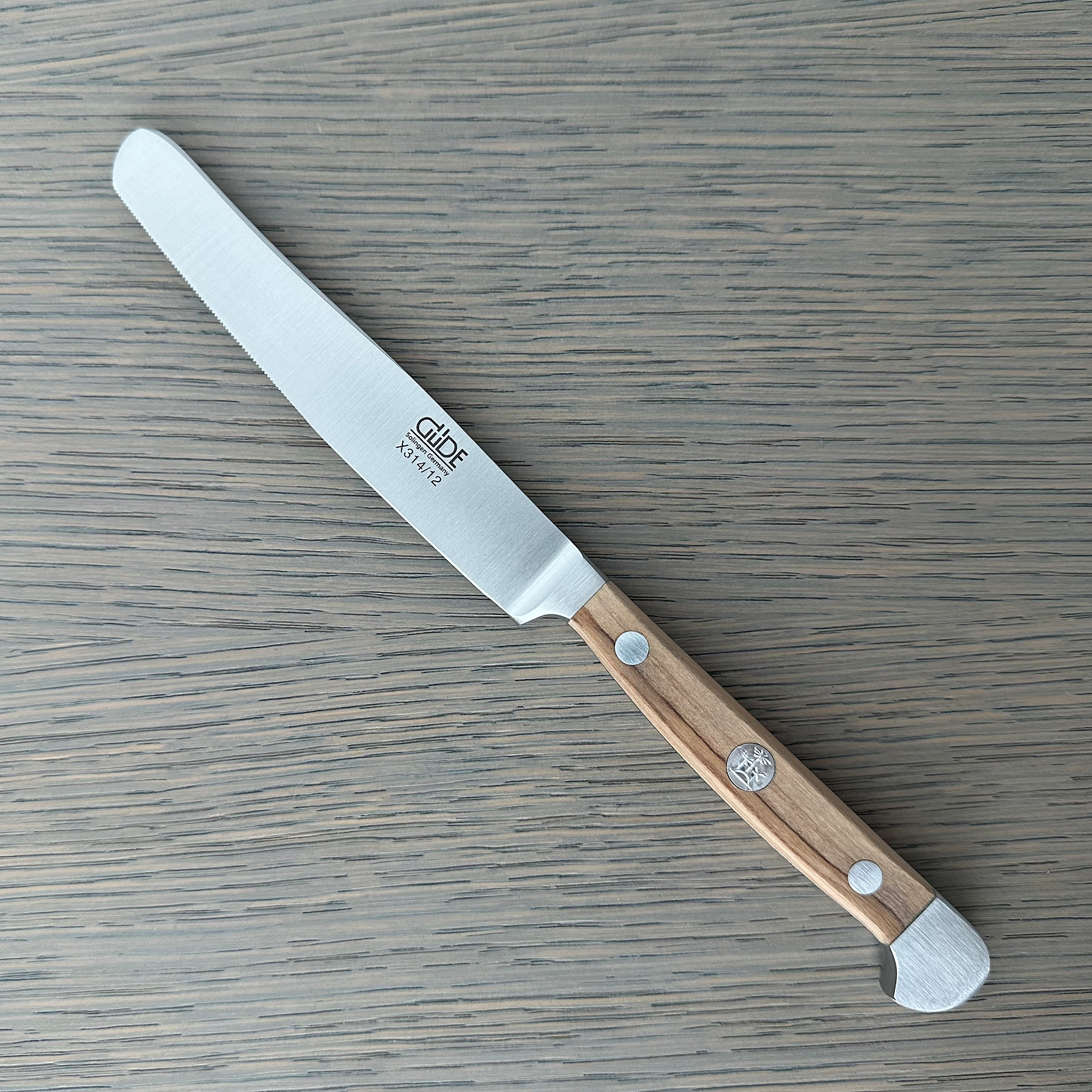 Gude Alpha Olive Series Forged Double Bolster Serrated Steak Knife 4-1/2-in, Olivewood Handle – Gude Shop USA