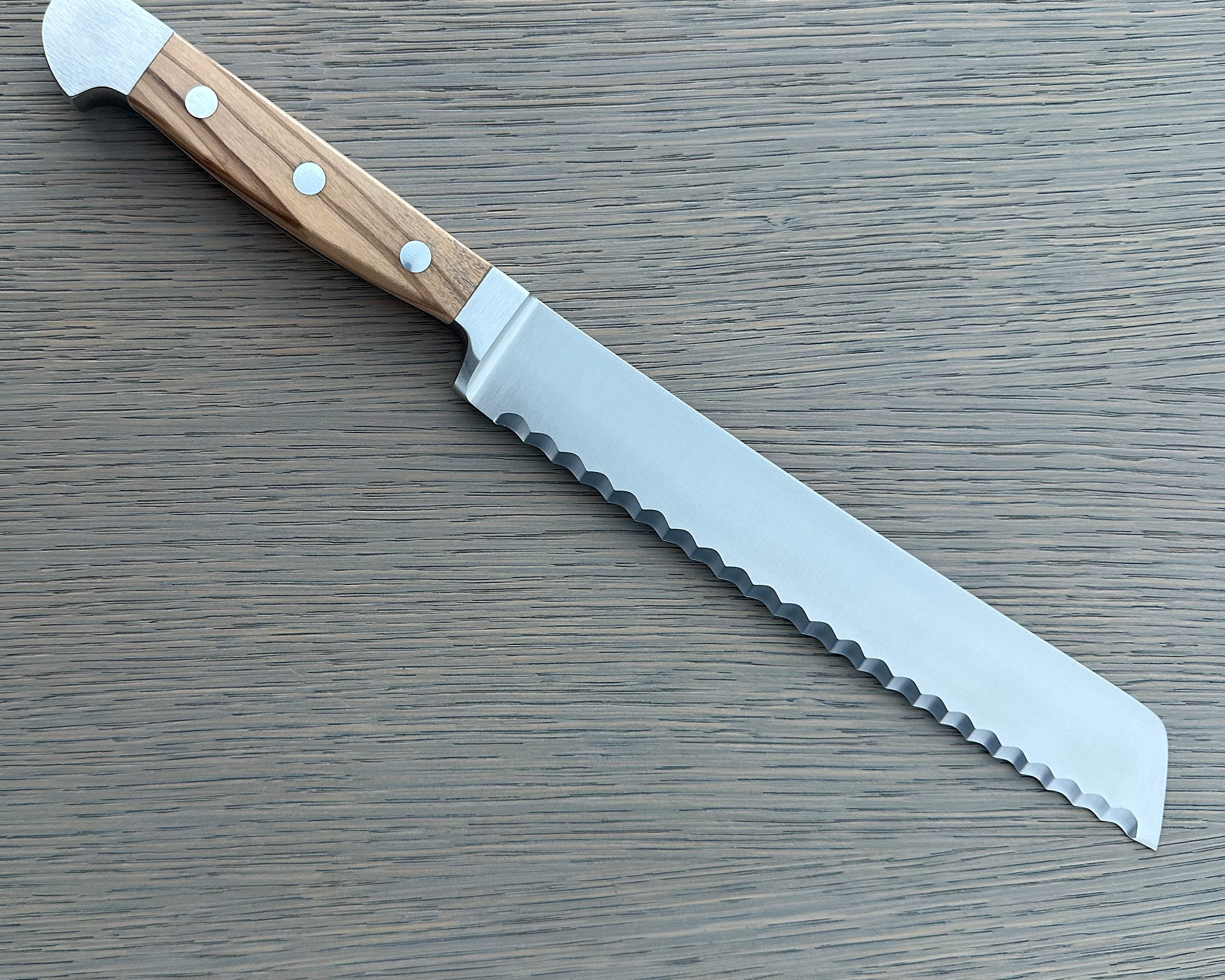 Gude Alpha Olive Series Forged Double Bolster Serrated Bread Knife 8-in, Olivewood Handle – Gude Shop USA
