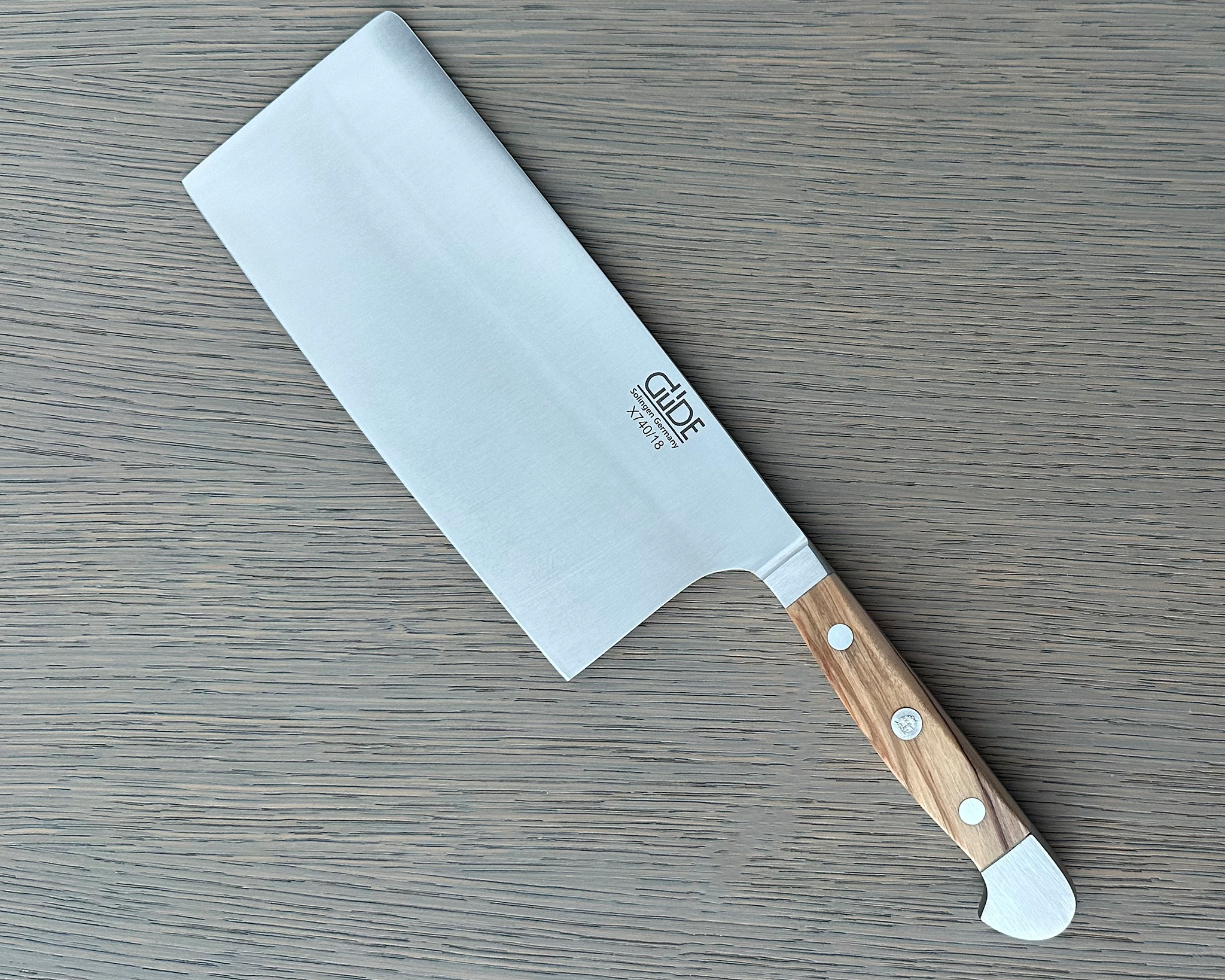 Gude Alpha Olive Series Forged Double Bolster Cleaver Knife 7-in / 14.1-oz,  Olivewood Handle – Gude Shop USA