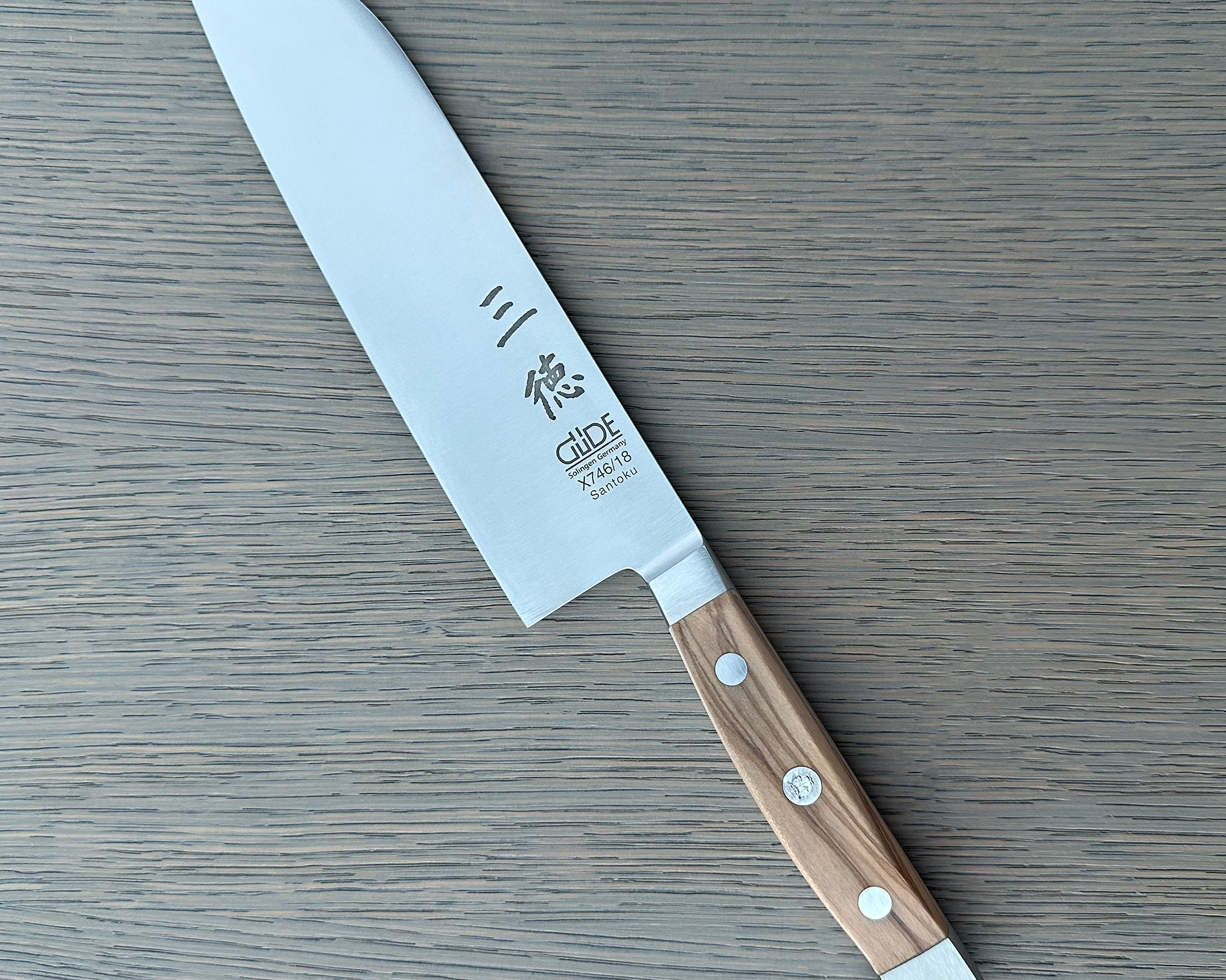 Gude Alpha Olive Series Forged Double Bolster Santoku Knife 7-in, Olivewood Handle – Gude Shop USA